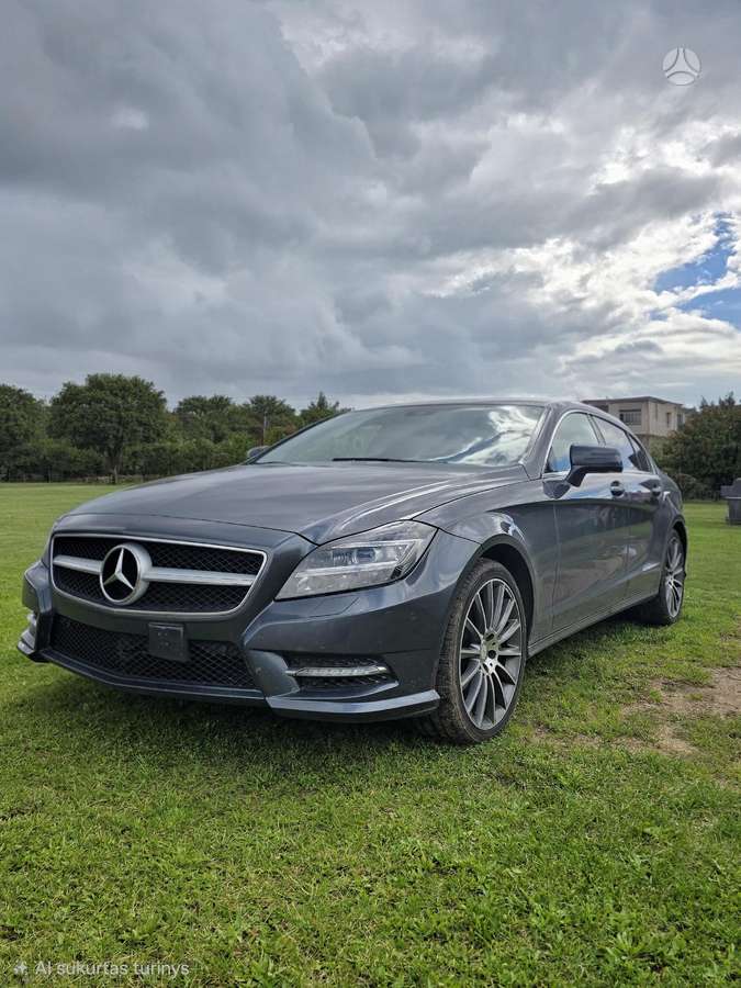 Mercedes-Benz CLS350 - 1