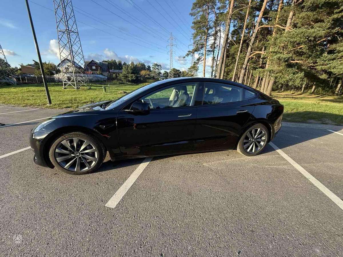 Tesla Model 3, 60 kWh, sedanas