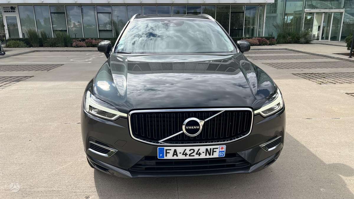 Volvo XC60 - 2