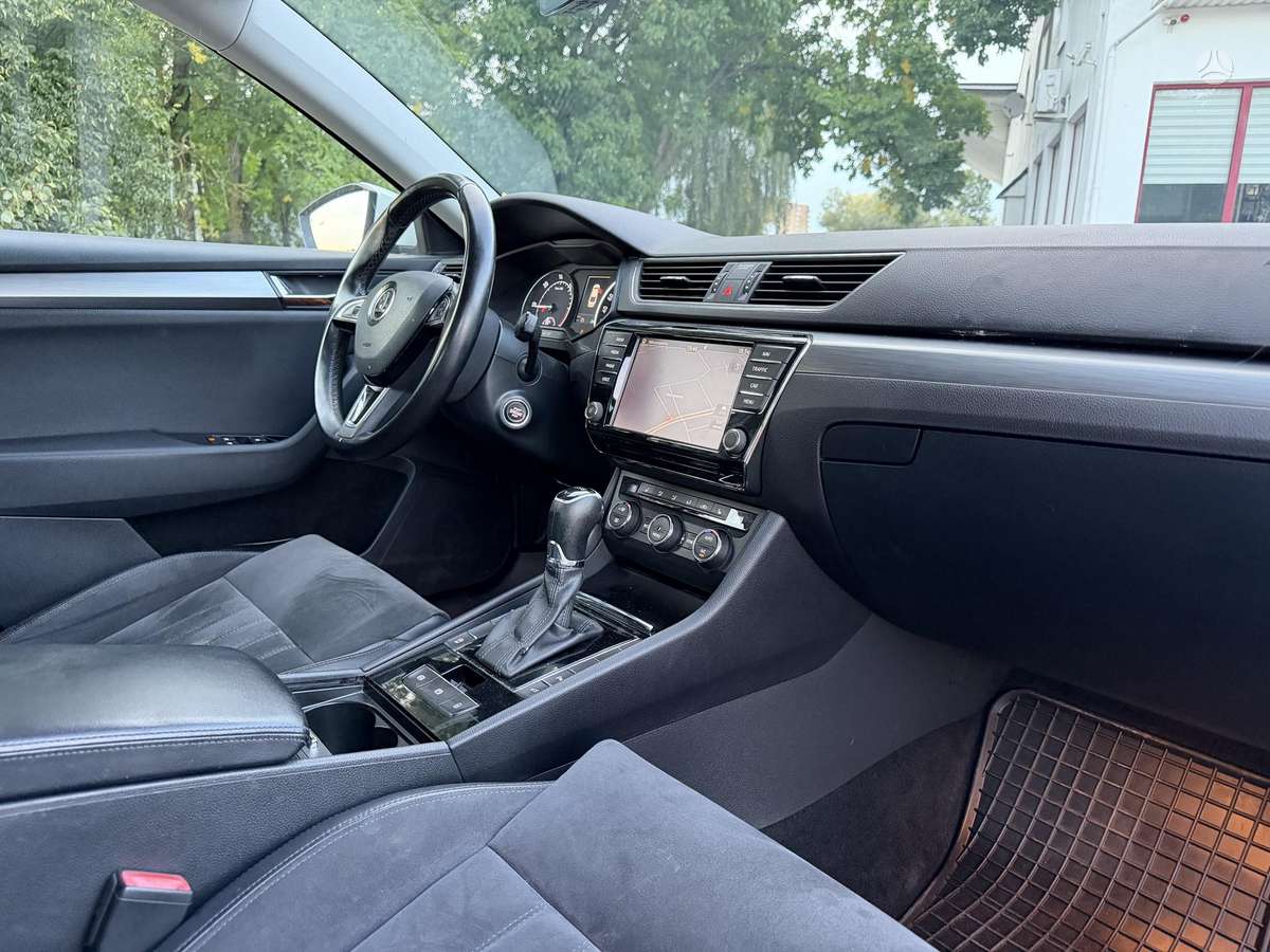 Skoda Superb, 2.0 l., hatchback