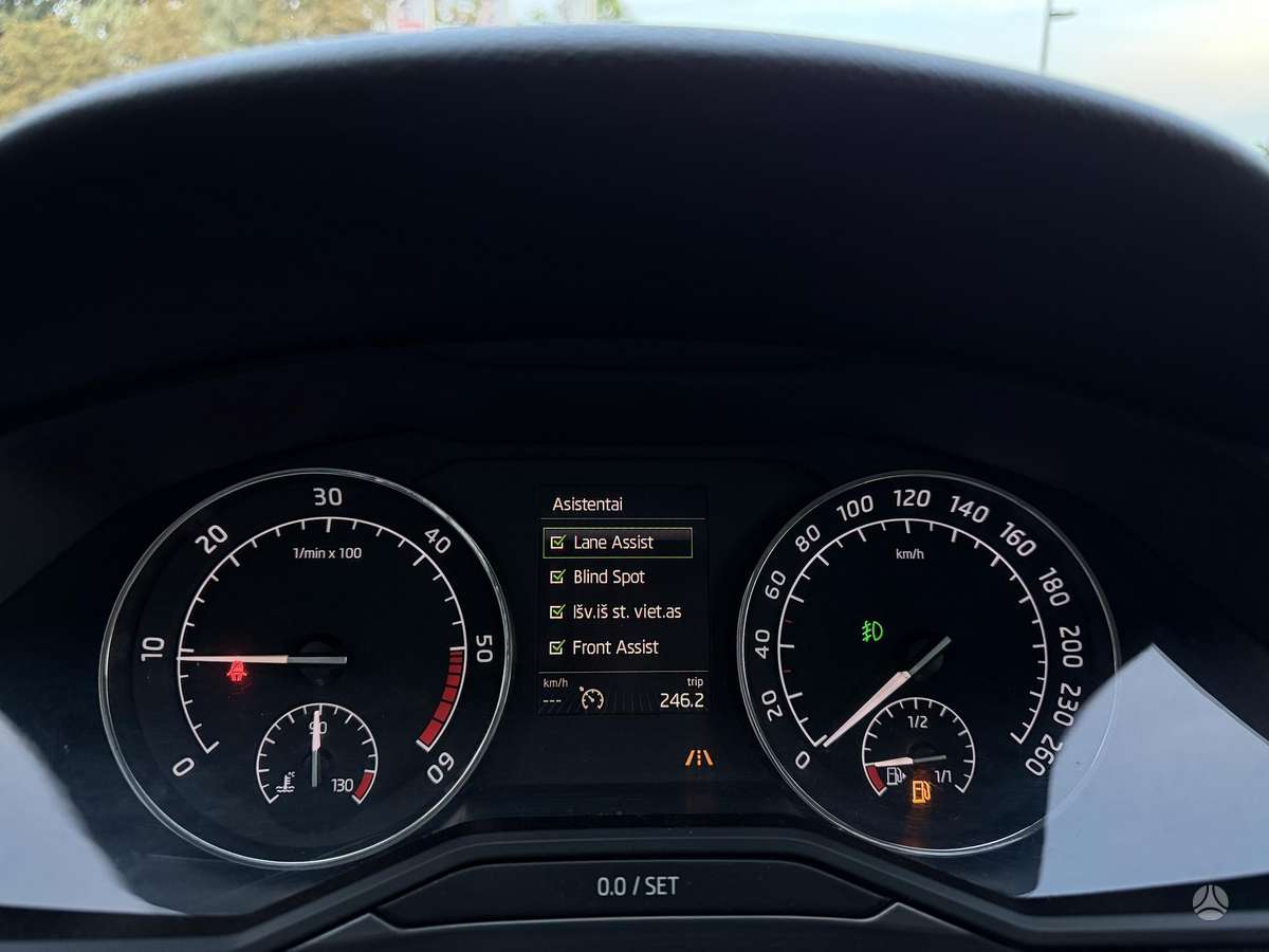 Skoda Superb, 2.0 l., hatchback