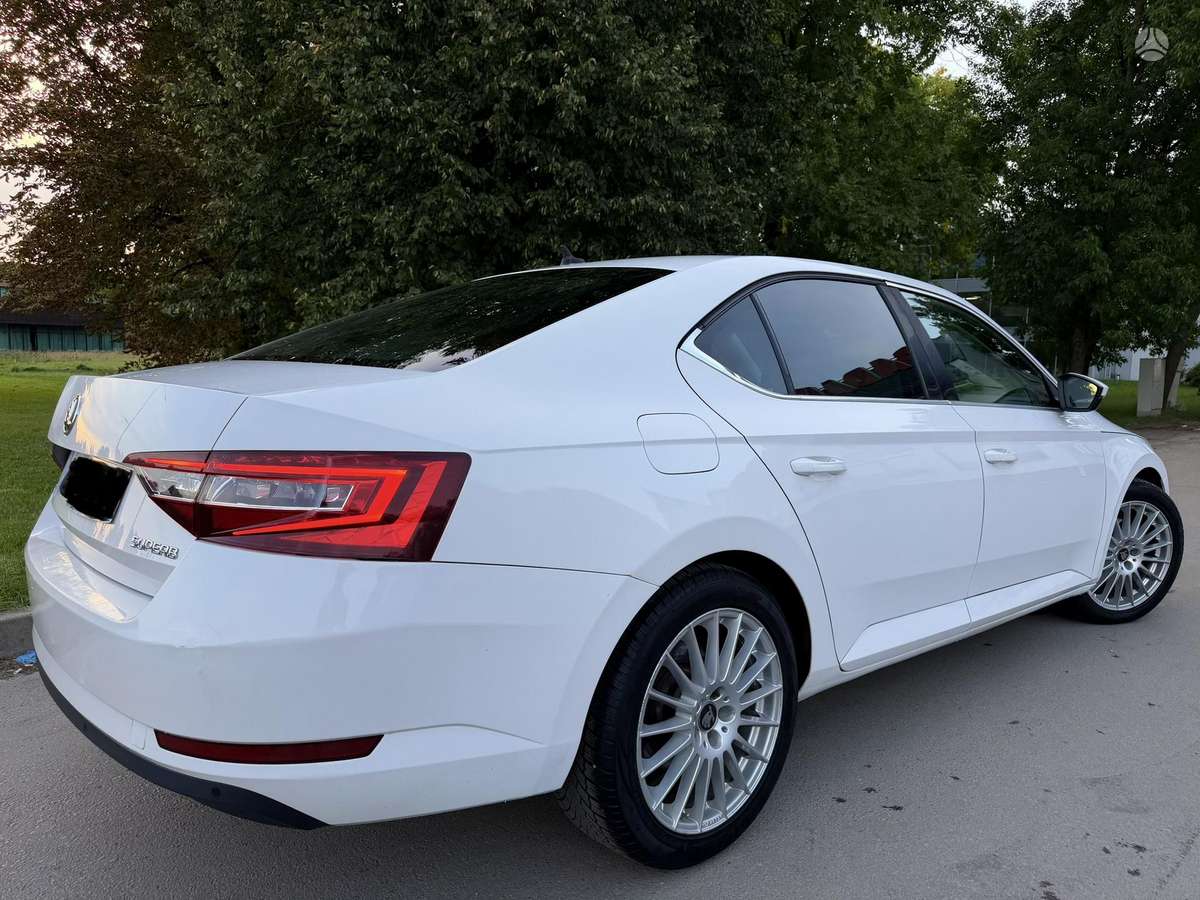 Skoda Superb, 2.0 l., hatchback
