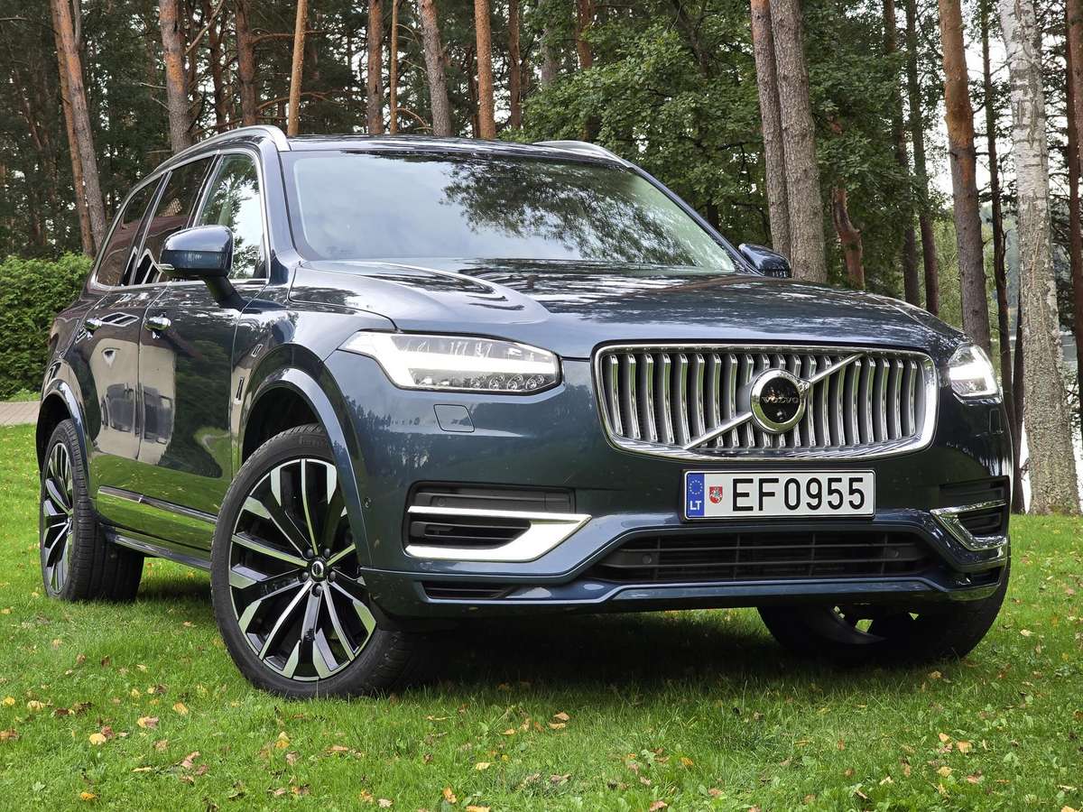 Volvo XC90 - 9