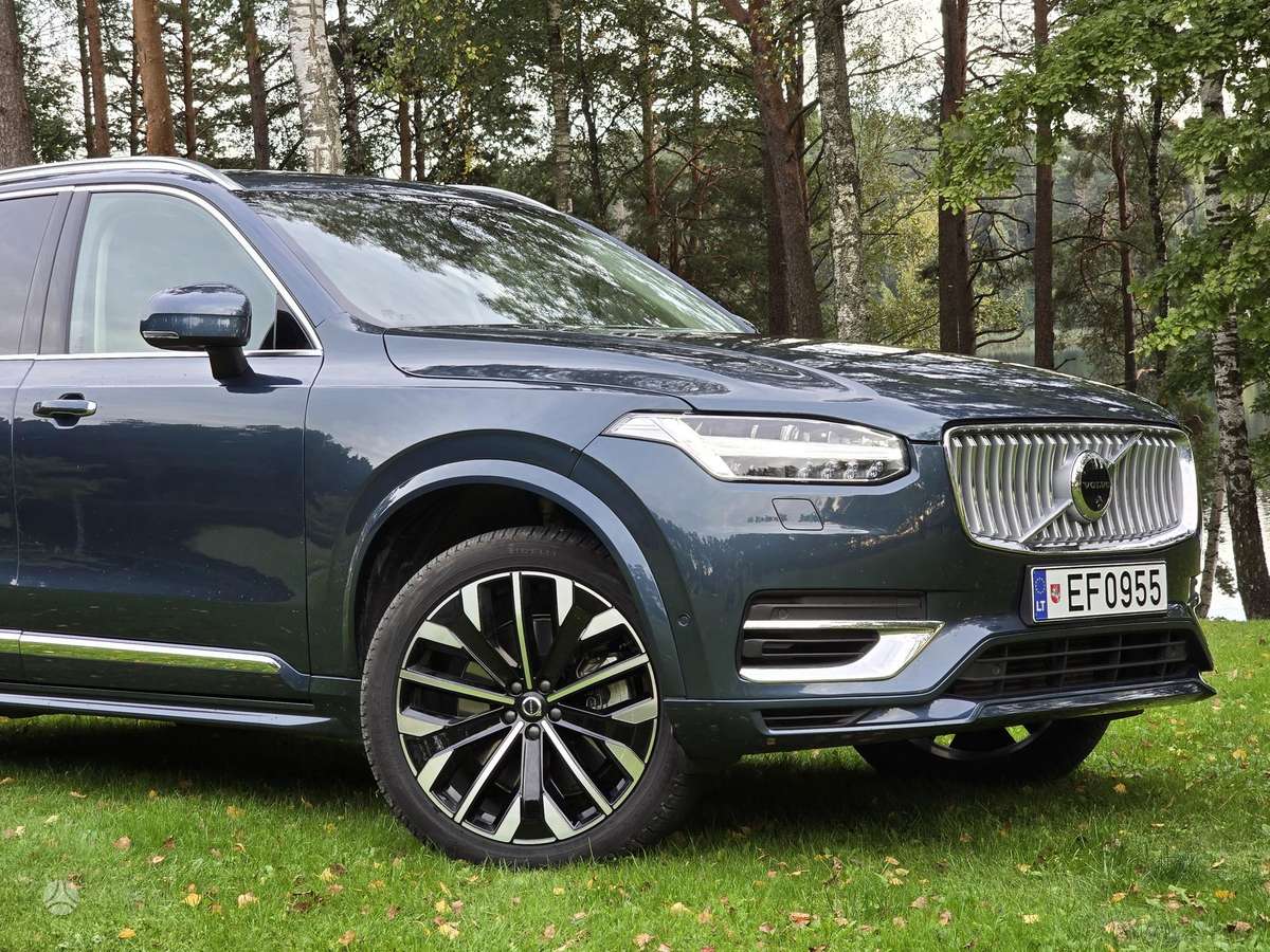 Volvo XC90 - 10