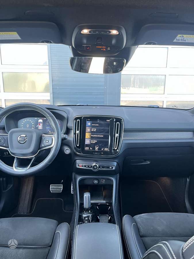 Volvo XC40 - 10