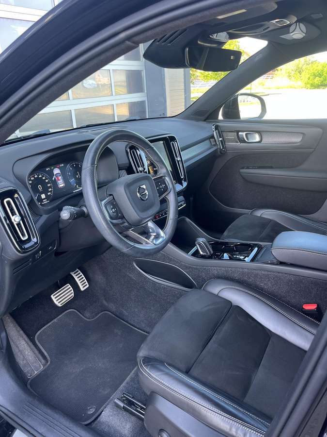 Volvo XC40 - 9