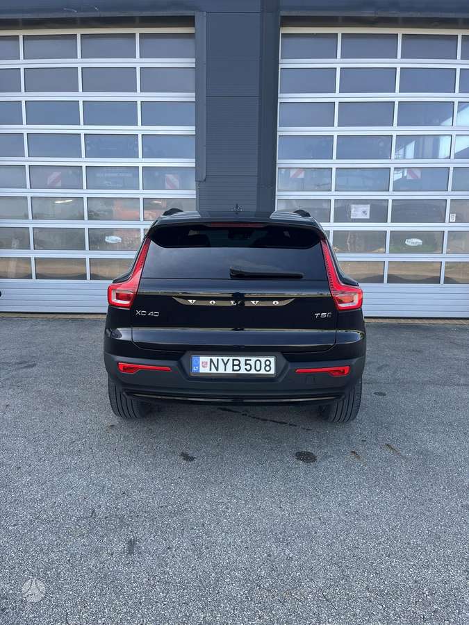 Volvo XC40 - 5