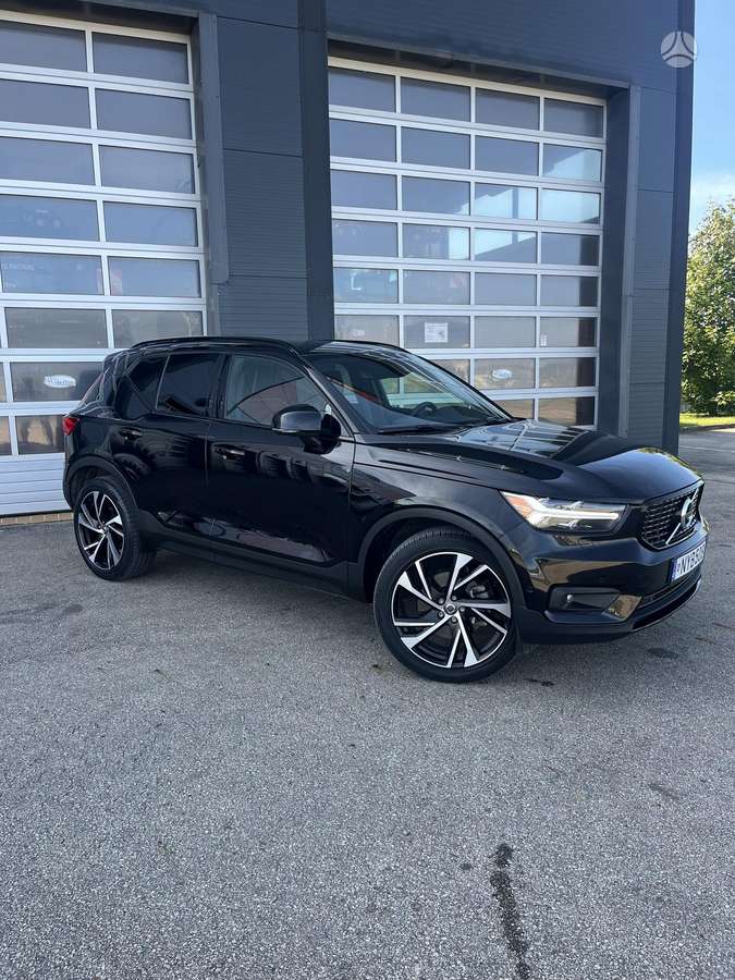 Volvo XC40 - 3