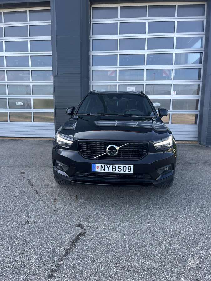 Volvo XC40 - 2