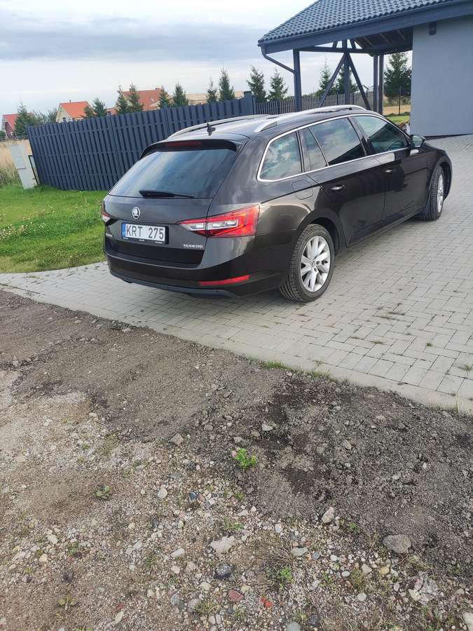Skoda Superb, 2.0 l., wagon