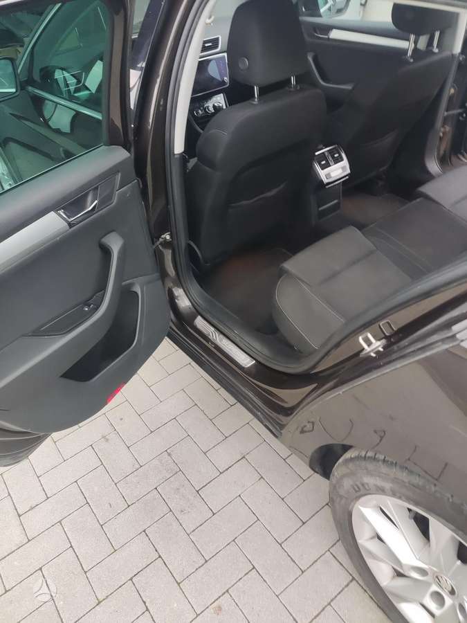 Skoda Superb, 2.0 l., wagon