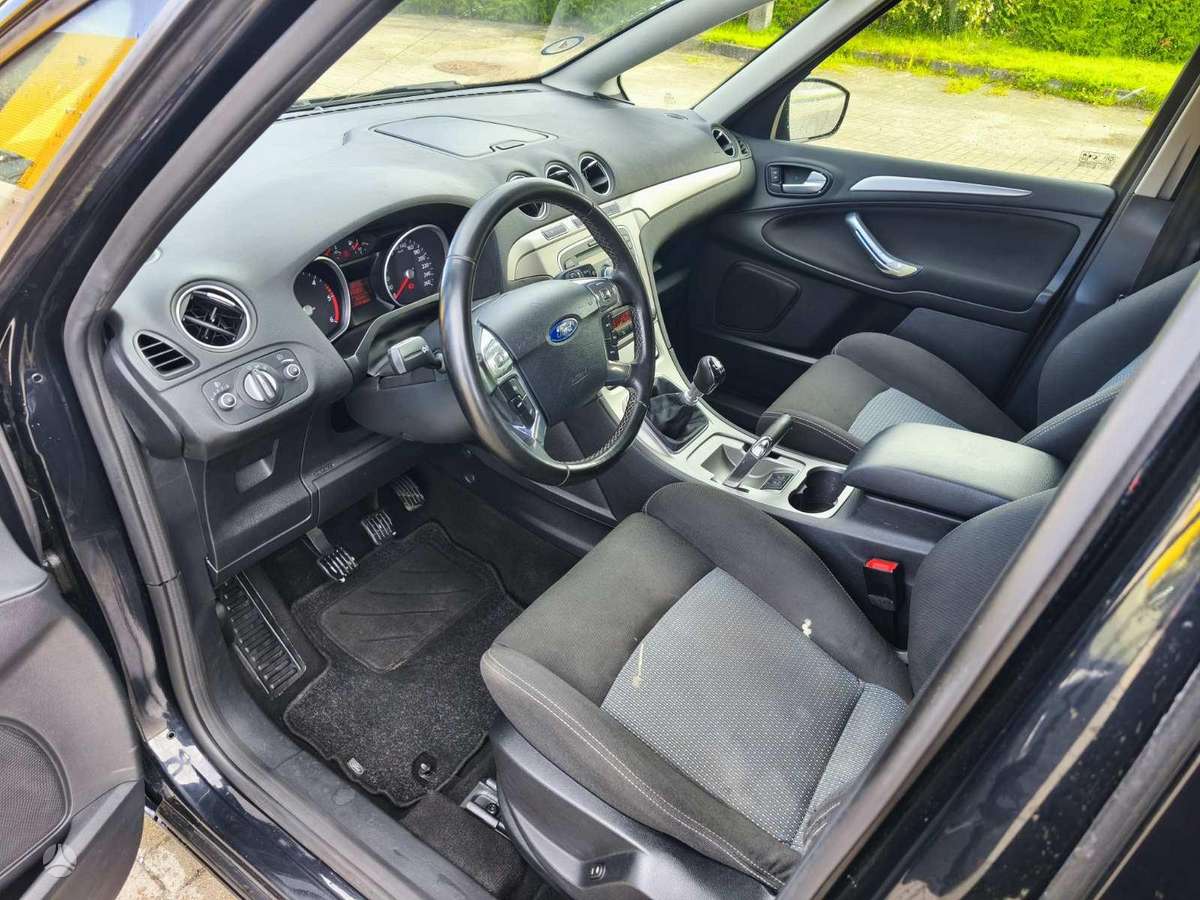 Ford S-MAX, 2.0 l., hatchback