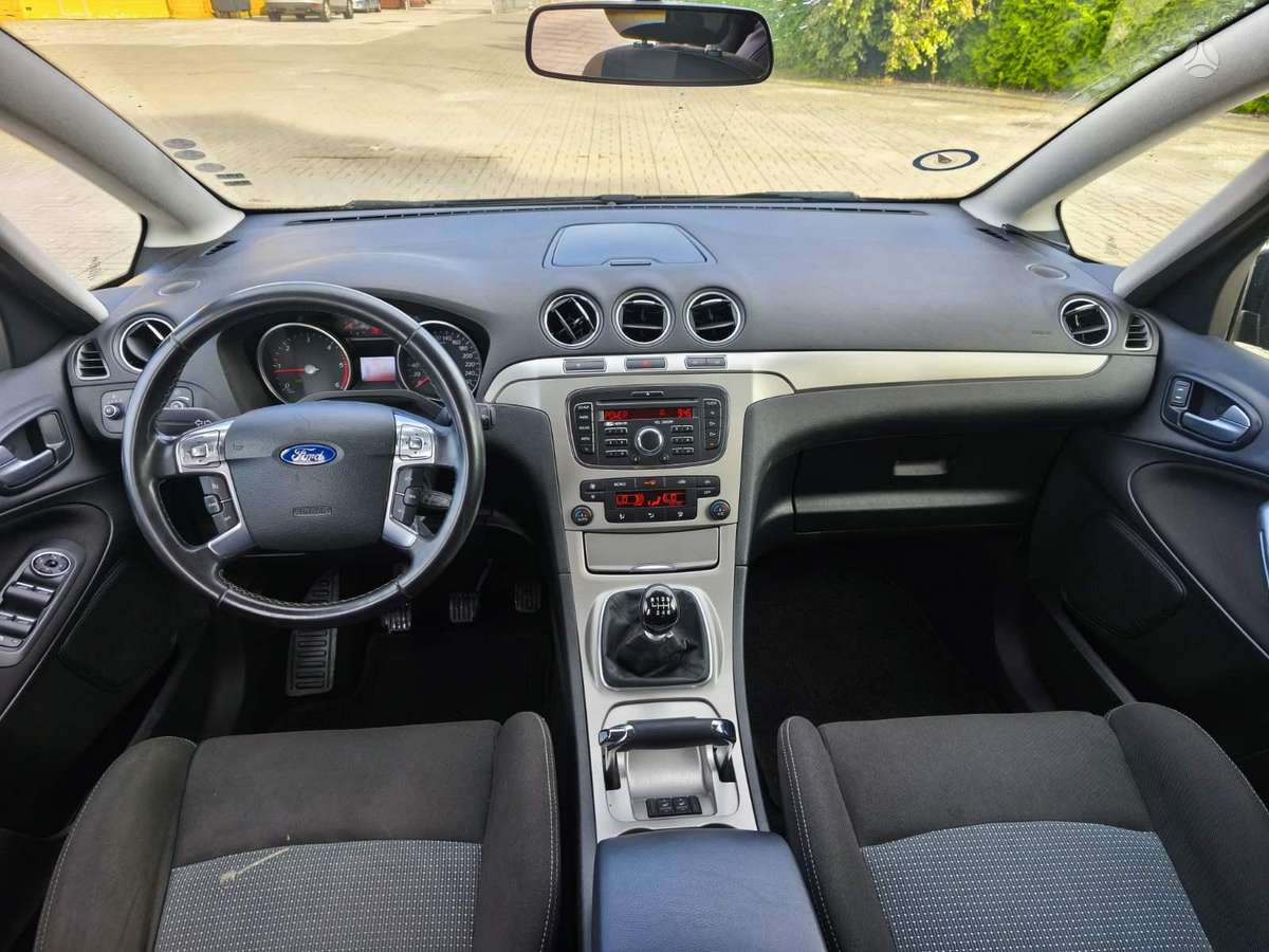 Ford S-MAX, 2.0 l., hatchback