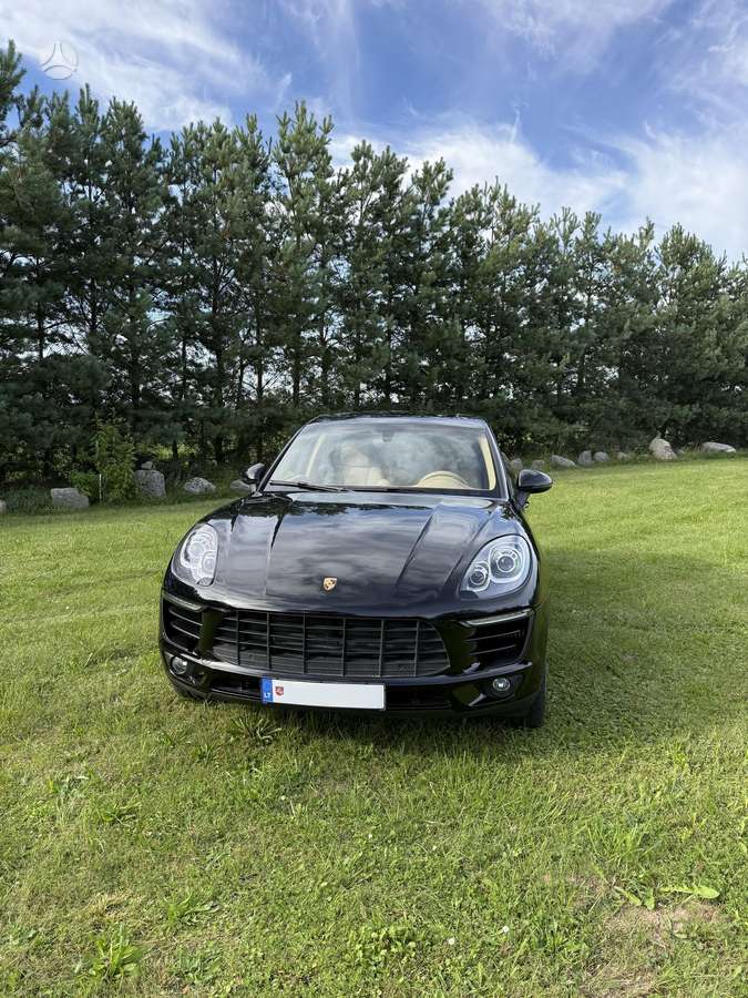 Porsche Macan - 1