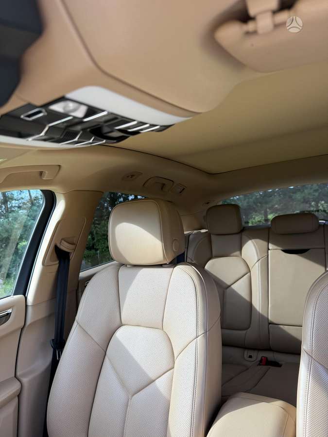 Porsche Macan, 3.0 l., off-road / crossover