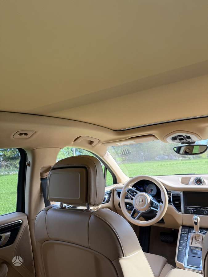 Porsche Macan, 3.0 l., off-road / crossover
