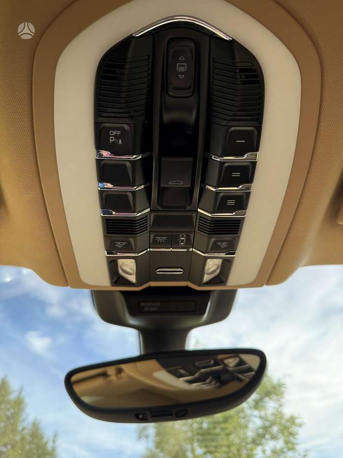 Porsche Macan, 3.0 l., off-road / crossover