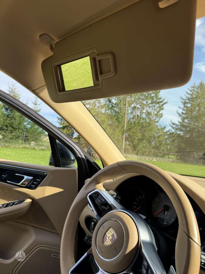 Porsche Macan, 3.0 l., off-road / crossover