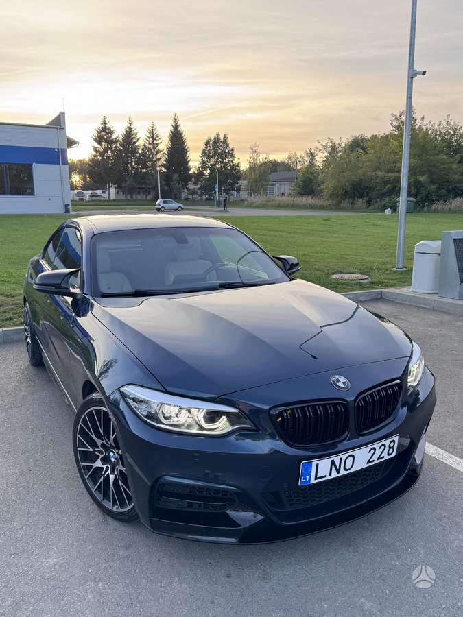 BMW 228, 2.0 l., Купе (coupe)
