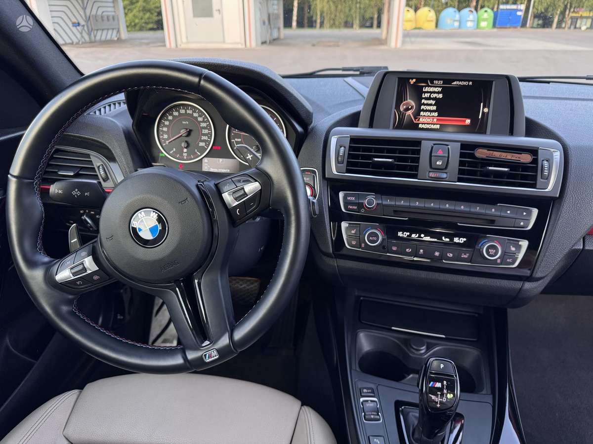 BMW 228, 2.0 l., Купе (coupe)