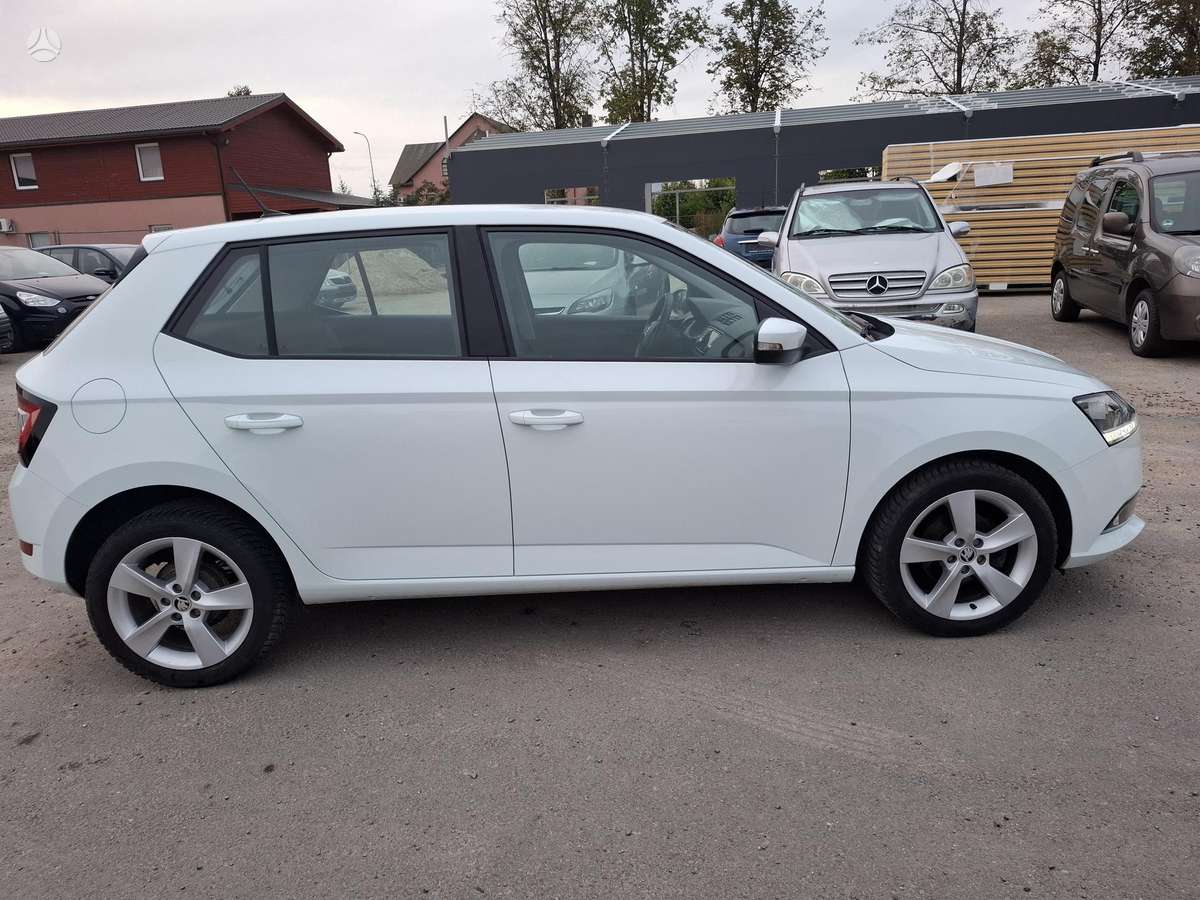 Škoda Fabia - 8