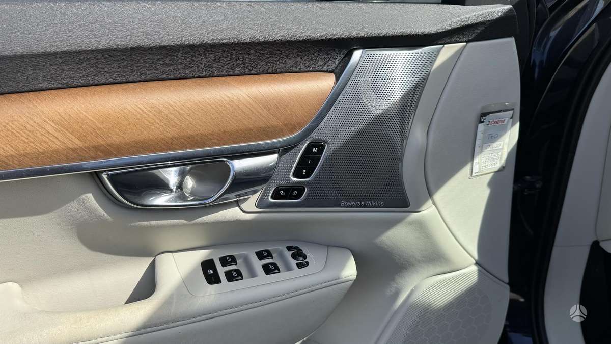 Volvo S90, 2.0 l., Седан