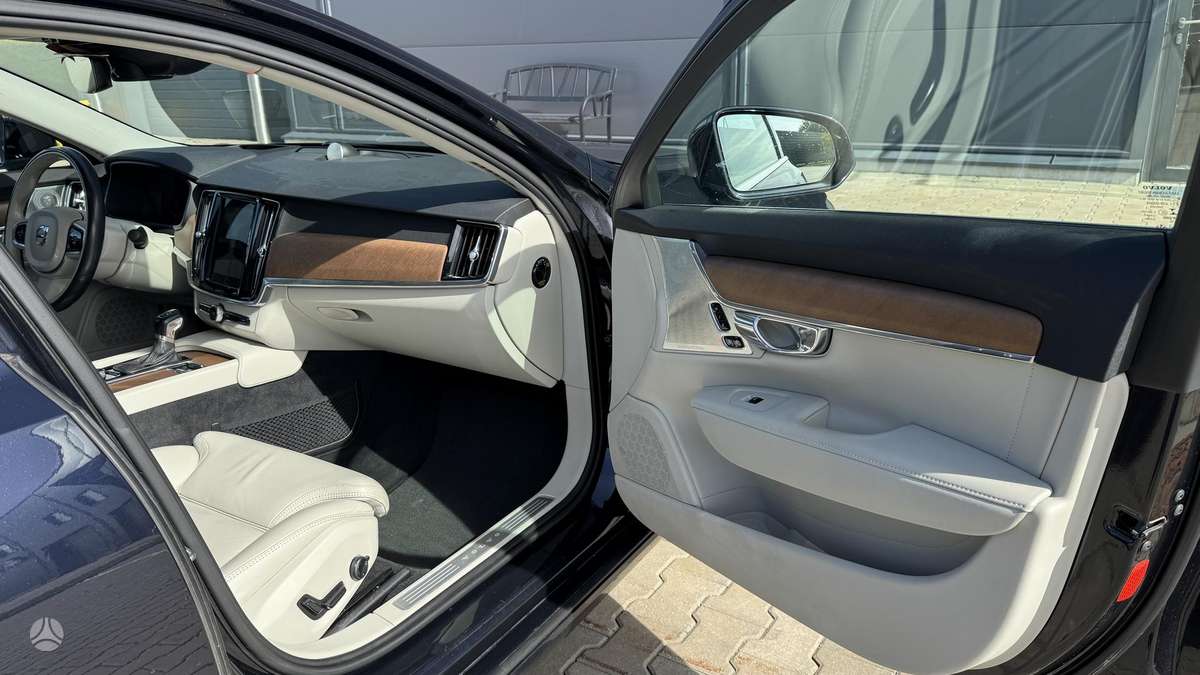Volvo S90, 2.0 l., Седан