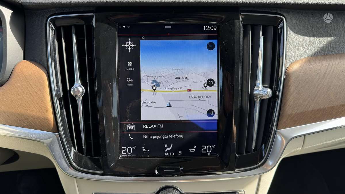 Volvo S90, 2.0 l., Седан