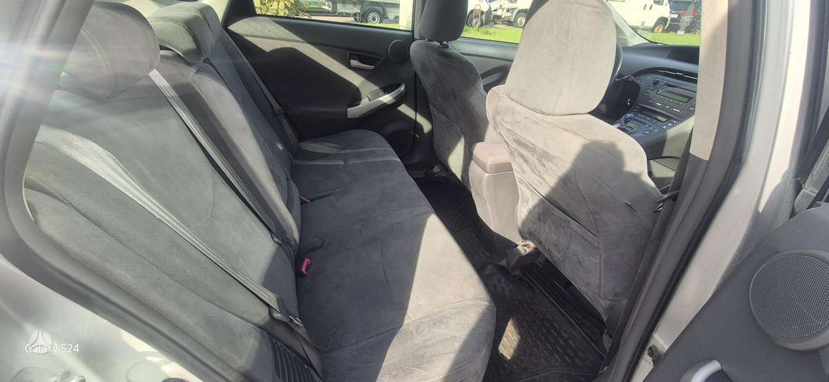 Toyota Prius - 11