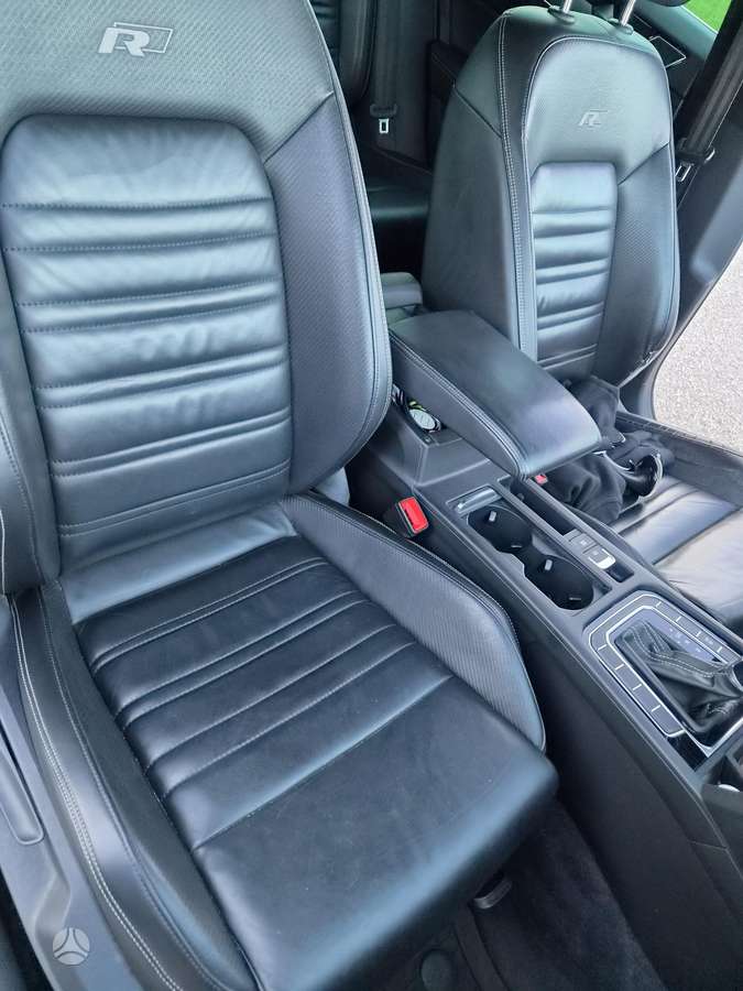 Volkswagen Passat - 10