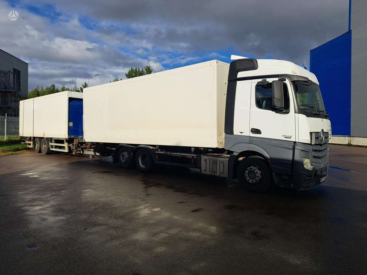 Mercedes-Benz Actros, isothermal trucks
