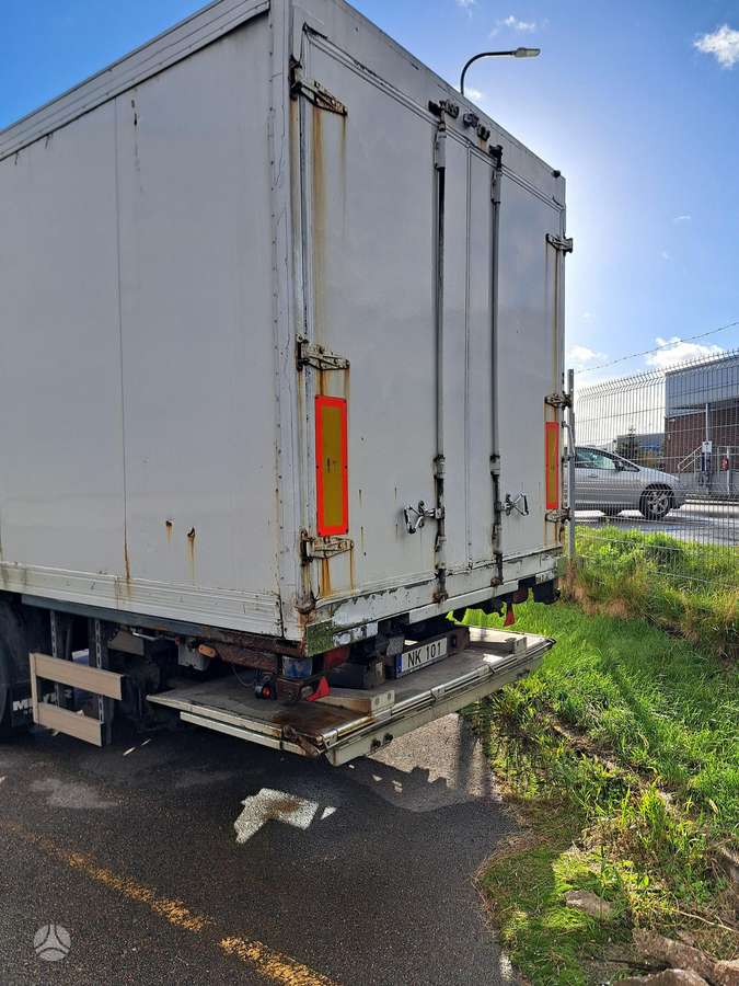 Mercedes-Benz Actros, isothermal trucks