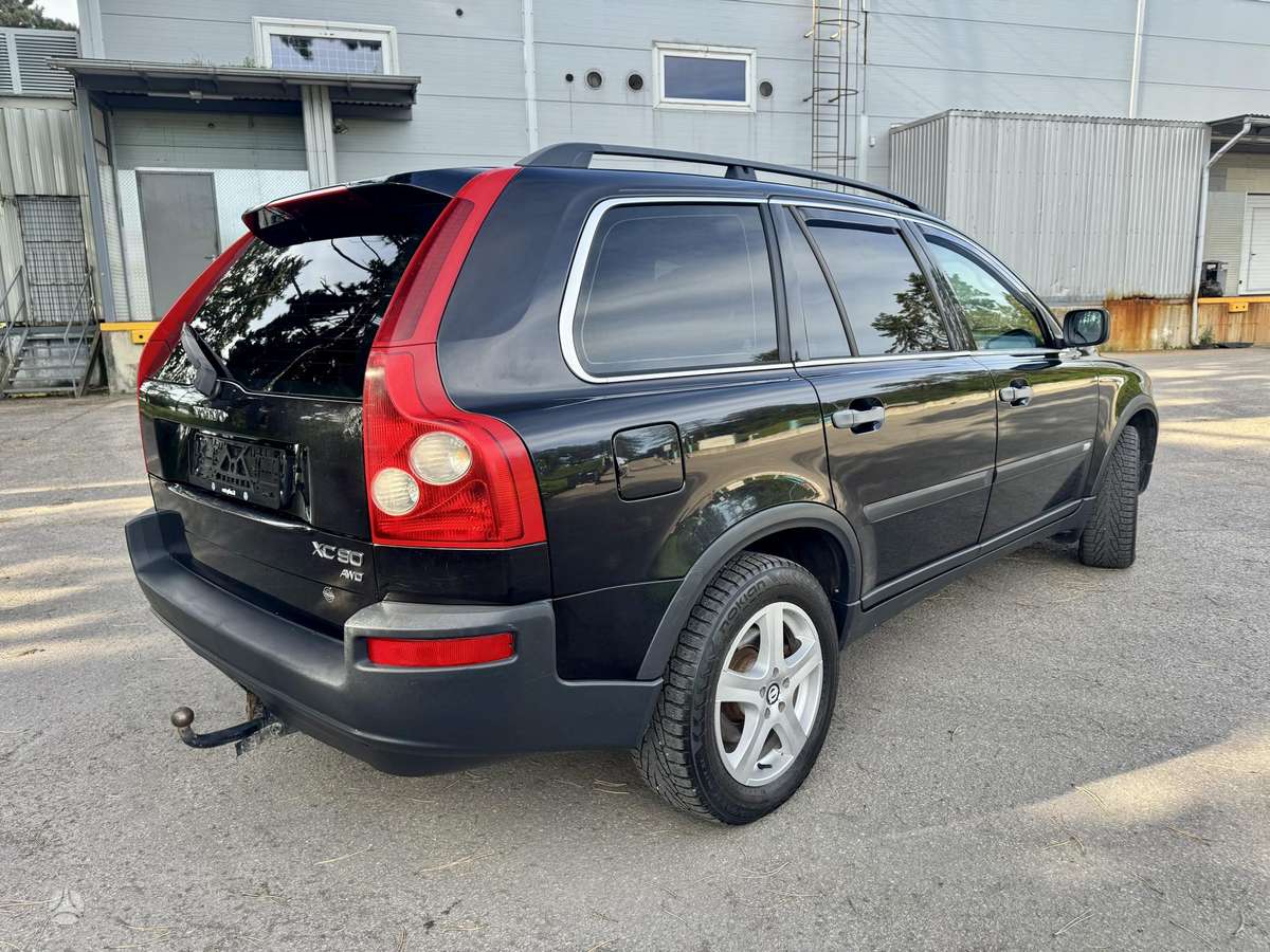 Volvo XC90 - 3