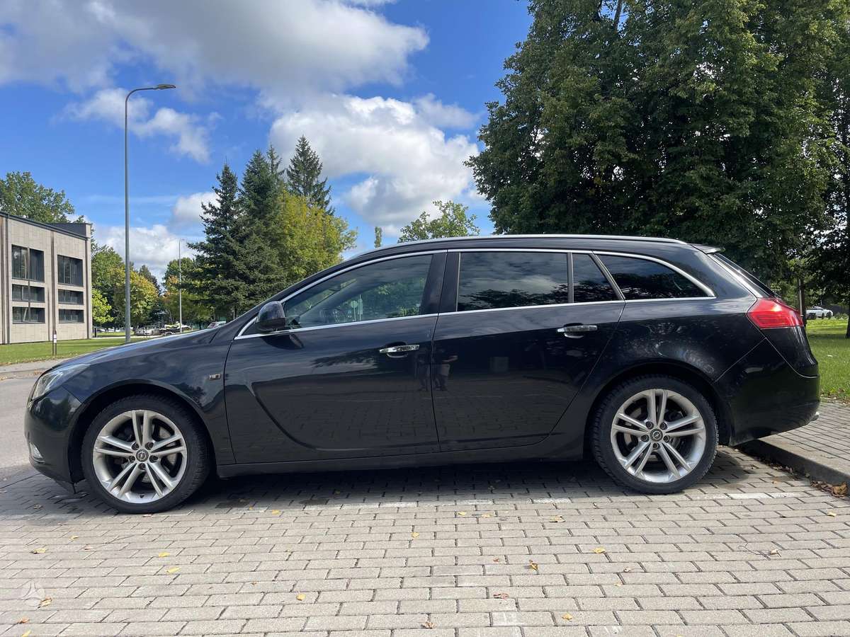 Opel Insignia, 2.0 l., Универсал