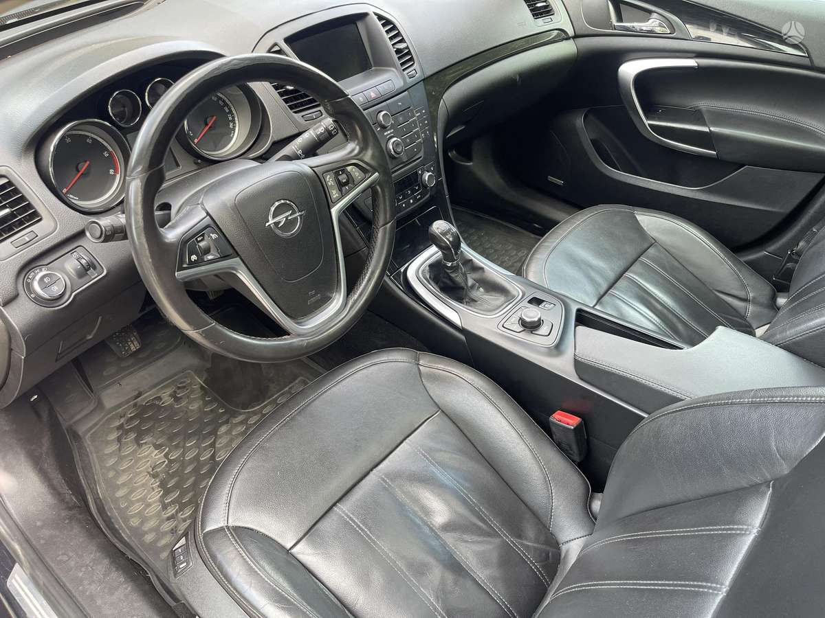 Opel Insignia, 2.0 l., Универсал