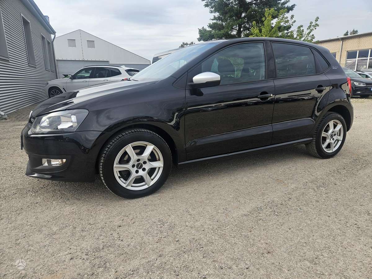 Volkswagen Polo - 2