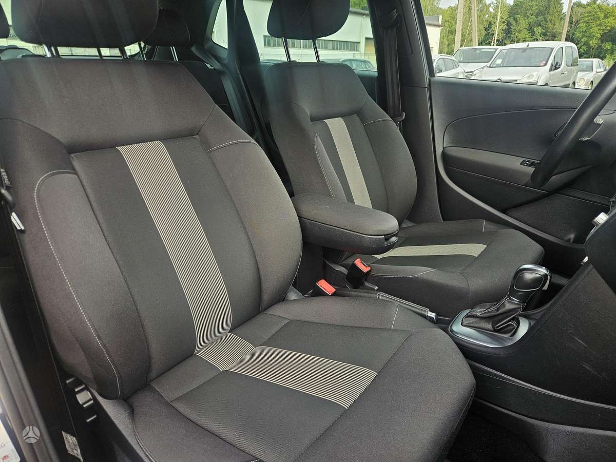 Volkswagen Polo - 12