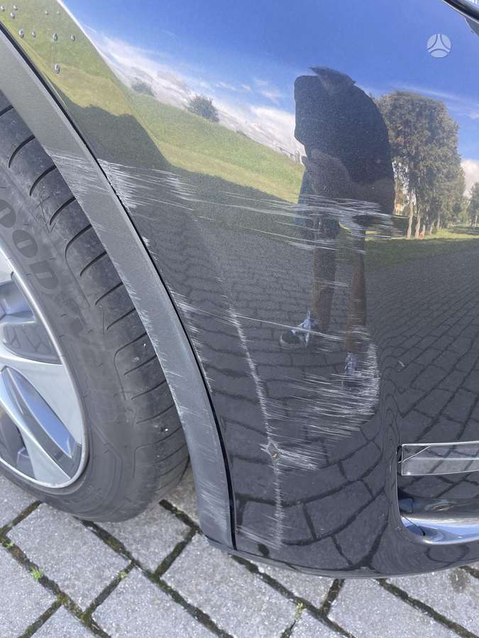 Tesla Model Y, 81 kWh, mpv / minivan