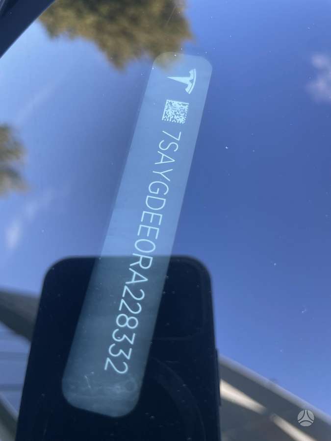 Tesla Model Y, 81 кВт·ч, Минивэн