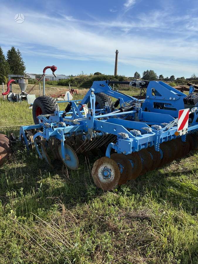 Lemken Rubin 10/500, scrapers, scrubbers