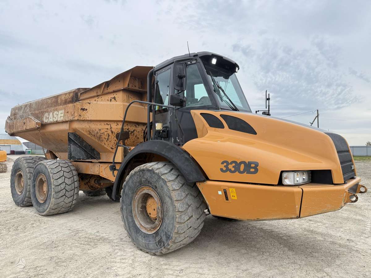 Case ADT 330 B , with TAIL GATE, самосвалы