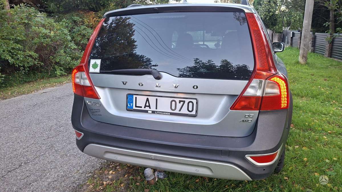 Volvo XC70, 2.4 l., wagon