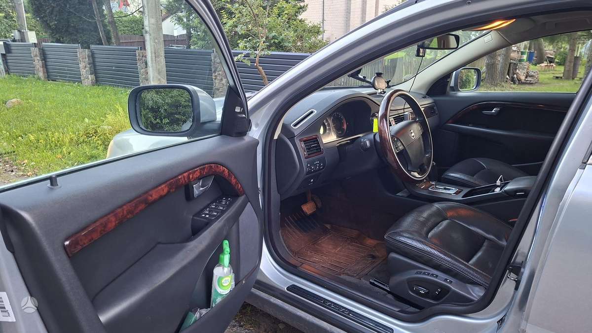 Volvo XC70, 2.4 l., Универсал