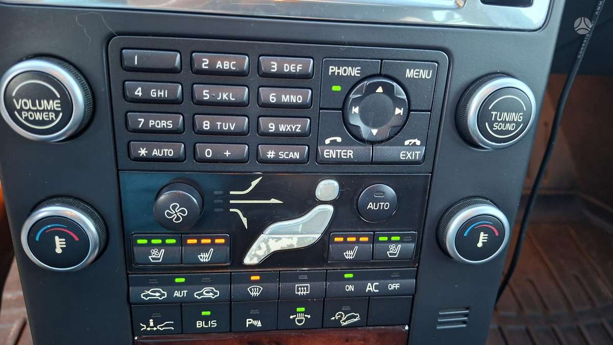 Volvo XC70, 2.4 l., Универсал