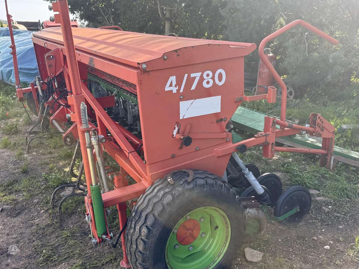 Unia Polonez 4/780, seeders, planters