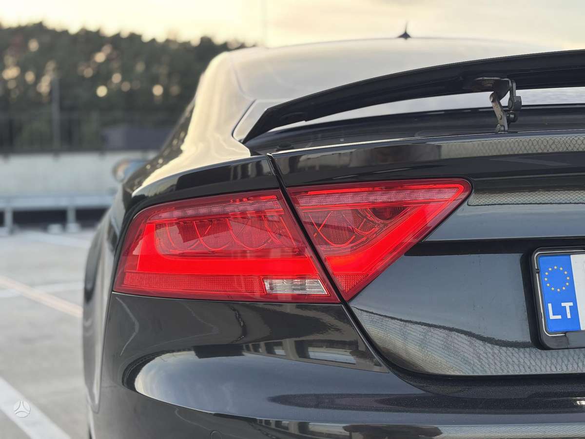 Audi A7, 3.0 l., hatchback