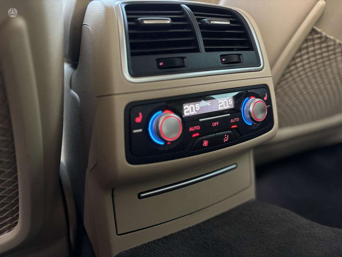 Audi A7, 3.0 l., hatchback