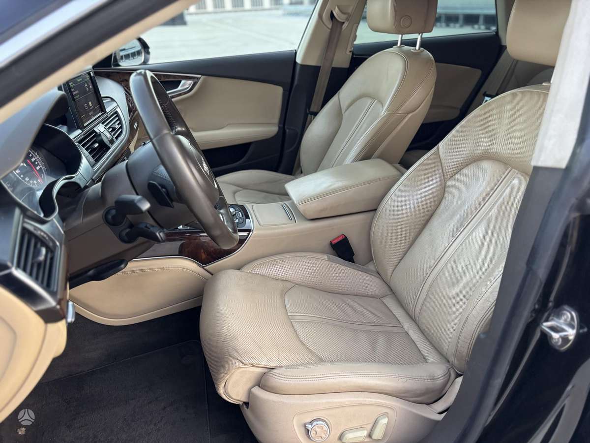 Audi A7, 3.0 l., hatchback