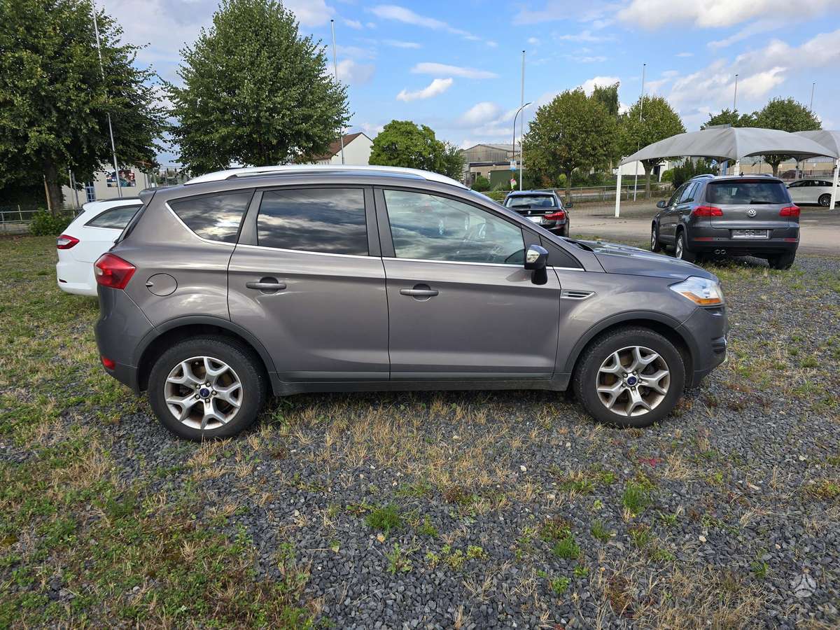 Ford Kuga, 2.0 l., Внедорожник / Кроссовер