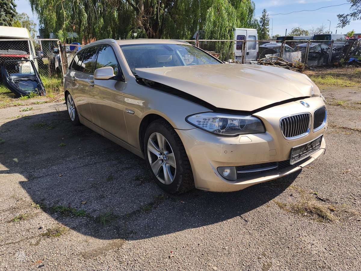 BMW 520, 2.0 l., Универсал